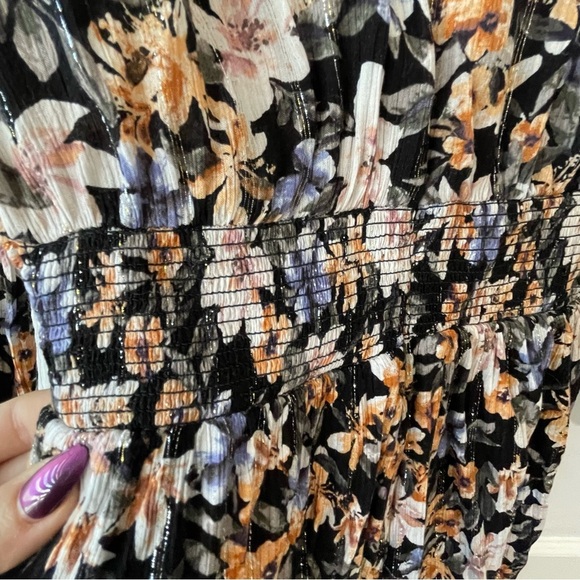 Dynamite Black and Floral Patterned long sleeve romper small - Picture 10 of 14